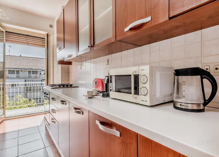 Apartment That's *